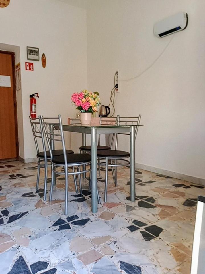 Quedar-Se A L'Alguer Apartment Exterior foto